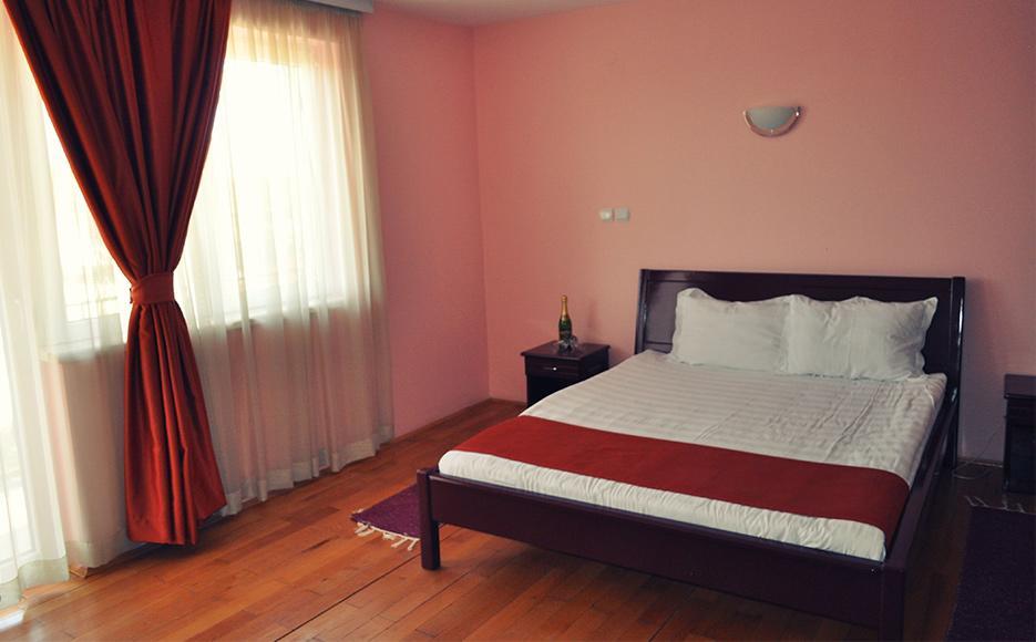 Hotel Satelit Kumanovo Exterior photo