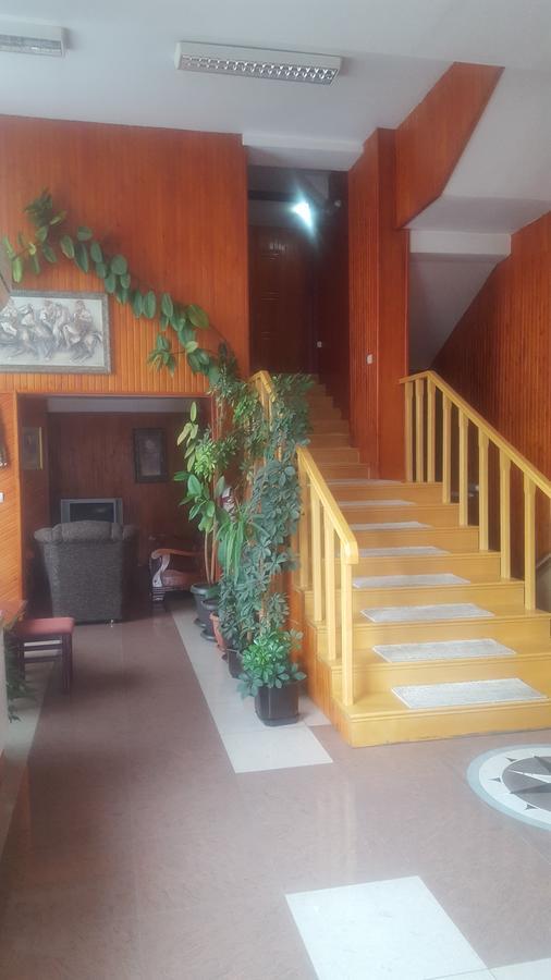 Hotel Satelit Kumanovo Exterior photo