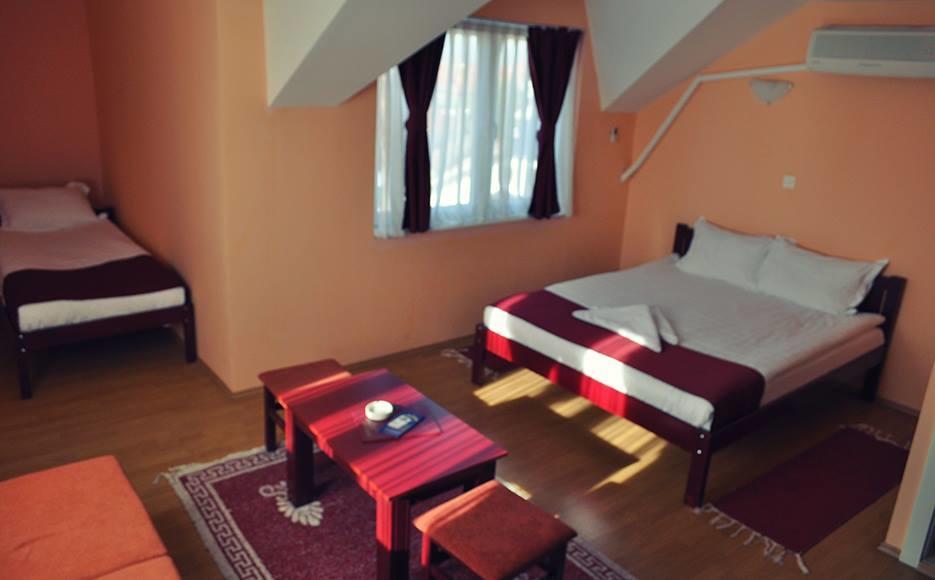 Hotel Satelit Kumanovo Exterior photo