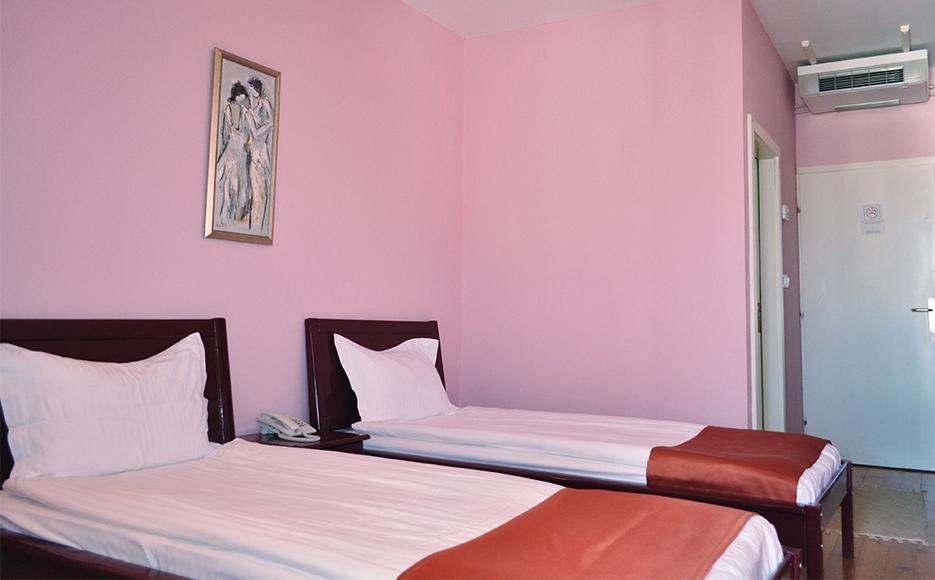 Hotel Satelit Kumanovo Exterior photo